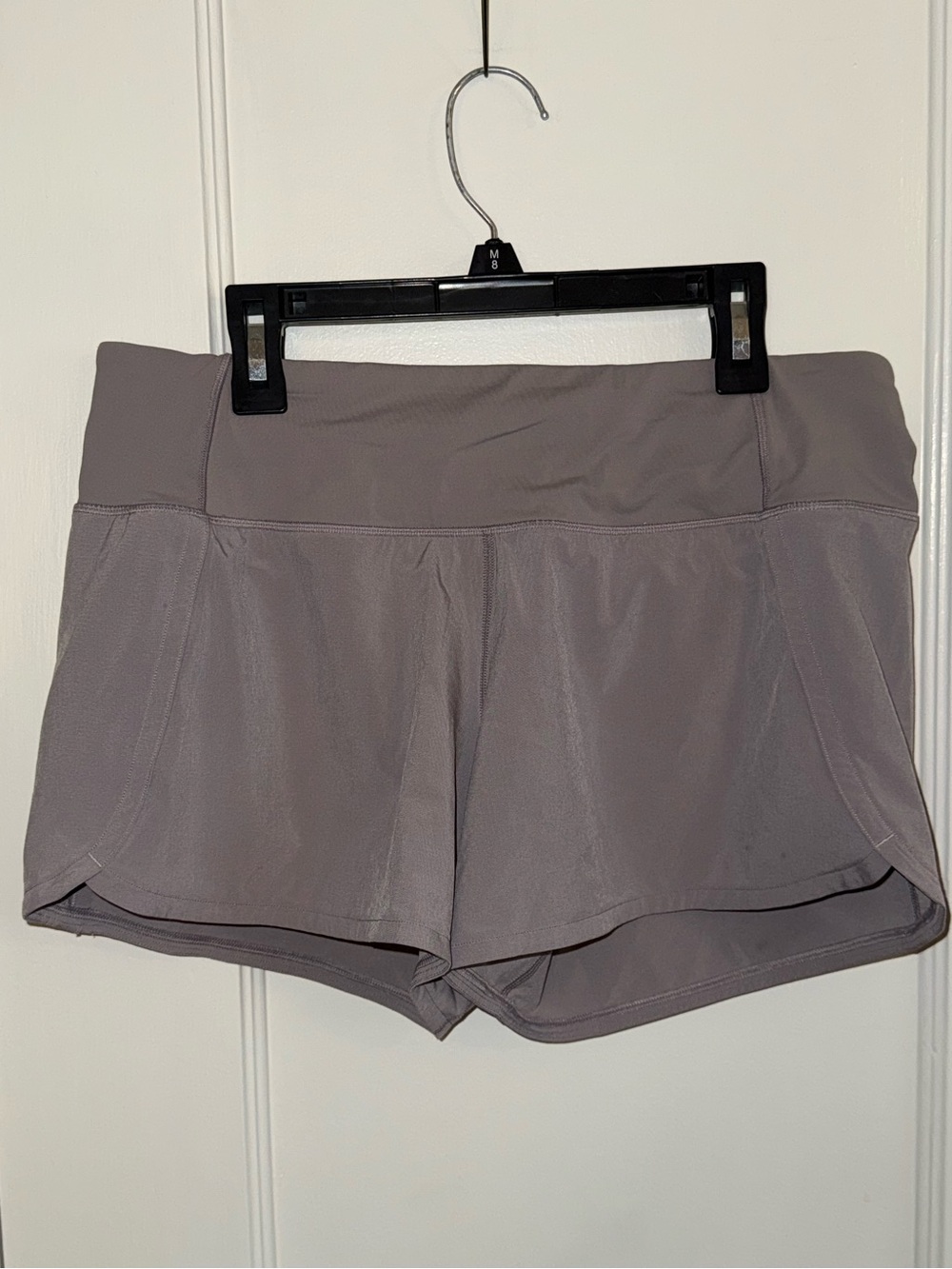 Lululemon Run Times Short II - 4 inches, in Dark Chrome - size 6